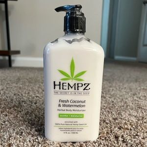 HEMPZ Fresh Coconut and Watermelon Herbal Body Moisturizer